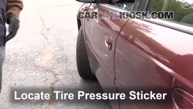 2002 Dodge Neon SE 2.0L 4 Cyl. Tires & Wheels Check Tire Pressure